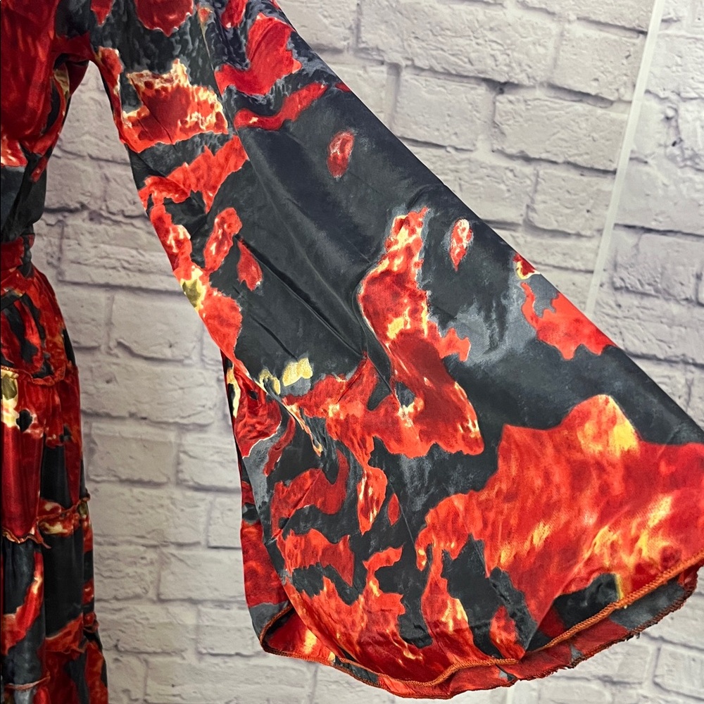 0887.  100% Silk Two Piece Kimono Top & Maxi Tiered Skirt - Picture 5 of 6